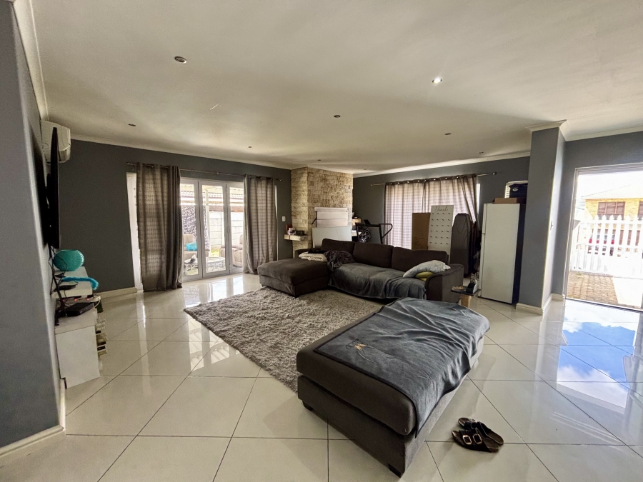 3 Bedroom Property for Sale in Brackenfell South Western Cape